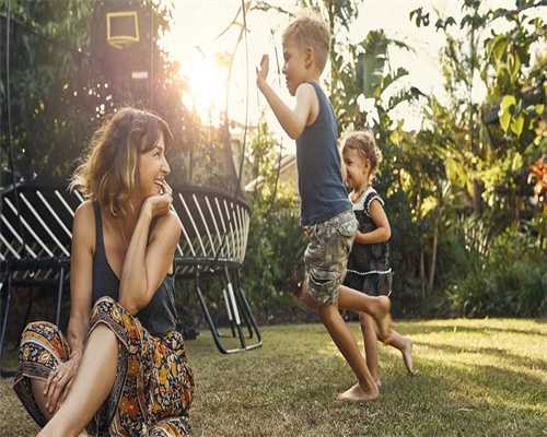 子宫内膜癌的原因有哪些？有多囊会不会患上子宫内膜癌？